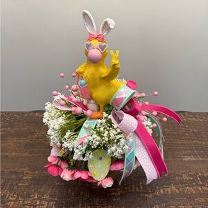 Spring Easter Bougie Chick Centerpiece